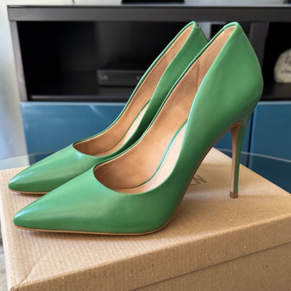 STEVE MADDEN ‘DAISIE” LEATHER HEELS - GREEN/7.5 - Picture 3 of 9